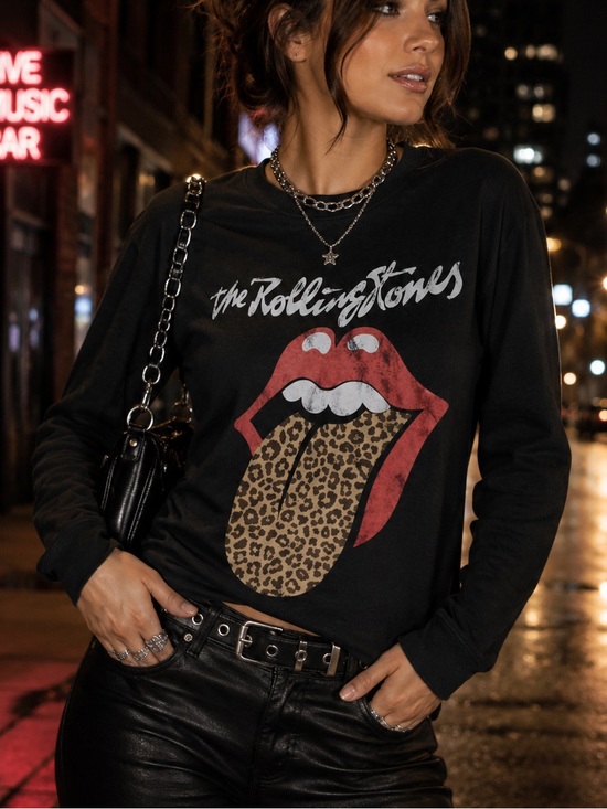 the Rolling Stones Sweaters - The Rolling Stones - Leopard Tongue Black Graphic Sweatshirt Size XL